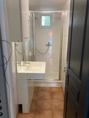 L'Appartement Du Micocoulier Salon-de-Provence Dış mekan fotoğraf