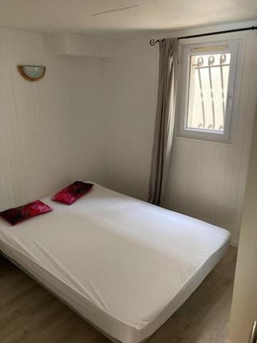 L'Appartement Du Micocoulier Salon-de-Provence Dış mekan fotoğraf
